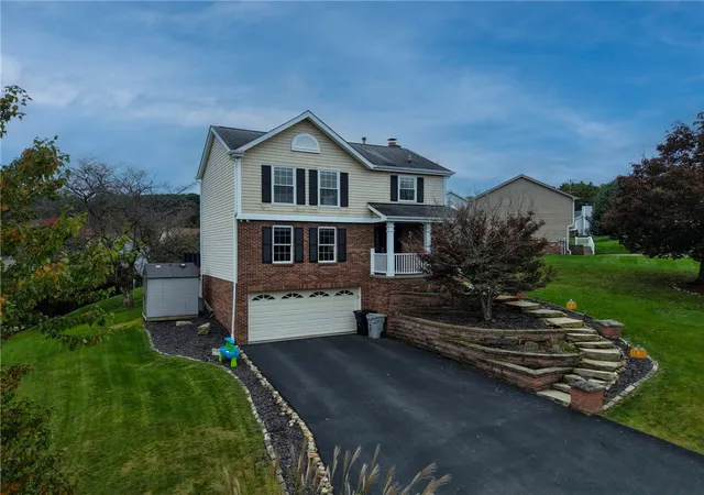 Photo 3 of Single family home for sale at 619 Northaven Cir, Shaler, PA 15116 | MLS# 1779518 | Listing updated on 2026-10-19