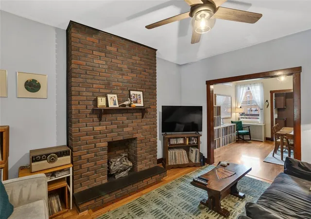Photo 3 of Townhouse for sale at 208 Gross St, Friendship Park, PA 15224 | MLS# 1779291 | Listing updated on 2026-10-20