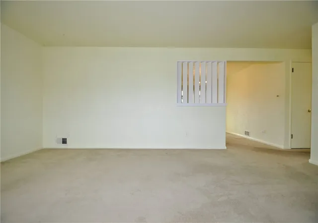 Photo 4 of Single family home for sale at 303 Meadow, Elizabeth, PA 15037 | MLS# 1779691 | Listing updated on 2026-10-17