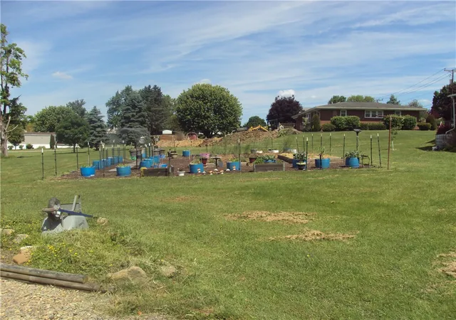 Photo 3 of Manufactured home for sale at 387 Rebecca St, Somerset, PA 15501 | MLS# 1779697 | Listing updated on 2026-10-17