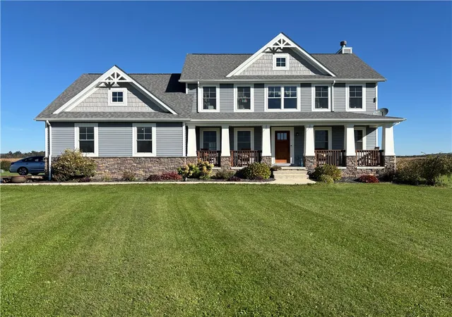 Single family home for sale at 310 W Mud Pike, Rockwood, PA 15557 | MLS# 1778824