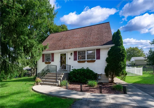 Photo 1 of Single family home for sale at 743 Spring St, Harmony, PA 16037 | MLS# 1779704 | Listing updated on 2026-10-17
