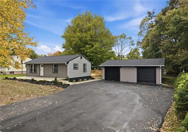 Photo 1 of Single family home for sale at 2999 W State St, New Castle, PA 16101 | MLS# 1779712 | Listing updated on 2026-10-17