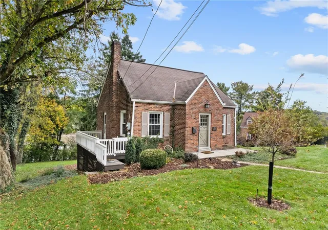 Photo 2 of Single family home for sale at 2300 Longcrest Ave, Bethel Park, PA 15102 | MLS# 1779714 | Listing updated on 2026-10-18