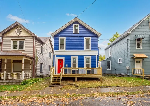 Single family home for sale at 435 Broadway St, Carnegie, PA 15106 | MLS# 1779717