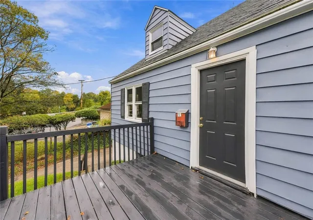 Photo 2 of Single family home for sale at 1701 Bower Hl Rd, Scott Twp, PA 15243 | MLS# 1779466 | Listing updated on 2026-10-21