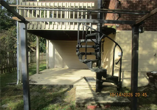 Photo 3 of Single family home for sale at 621 Springdale Dr, Pittsburgh, PA 15235 | MLS# 1779713 | Listing updated on 2026-10-19