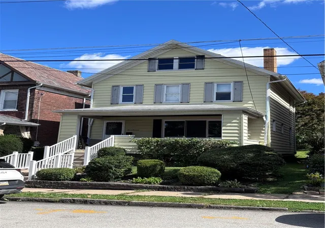 Photo 1 of Single family home for sale at 516 Gilmore Ave, Trafford, PA 15085 | MLS# 1779762 | Listing updated on 2026-10-19
