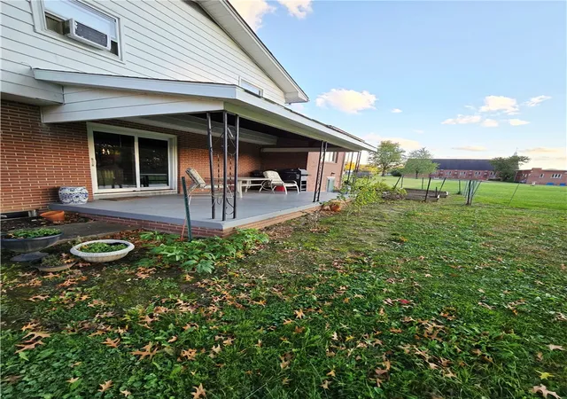 Photo 2 of Single family home for sale at 245 Todd Ave, Hermitage, PA 16148 | MLS# 1779765 | Listing updated on 2026-10-18
