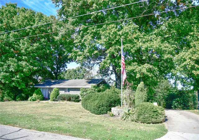 Photo 2 of Single family home for sale at 166 Orchard Dr, Prospect Boro, PA 16052 | MLS# 1778715 | Listing updated on 2026-10-20