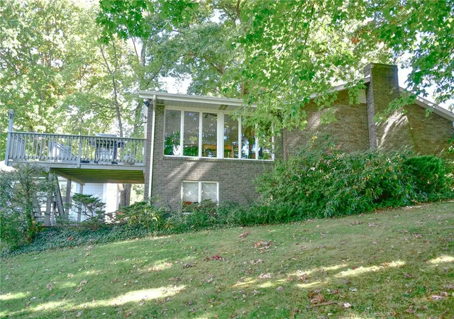 Photo 3 of Single family home for sale at 166 Orchard Dr, Prospect Boro, PA 16052 | MLS# 1778715 | Listing updated on 2026-10-20