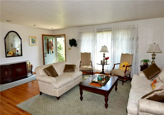 Photo 4 of Single family home for sale at 166 Orchard Dr, Prospect Boro, PA 16052 | MLS# 1778715 | Listing updated on 2026-10-20
