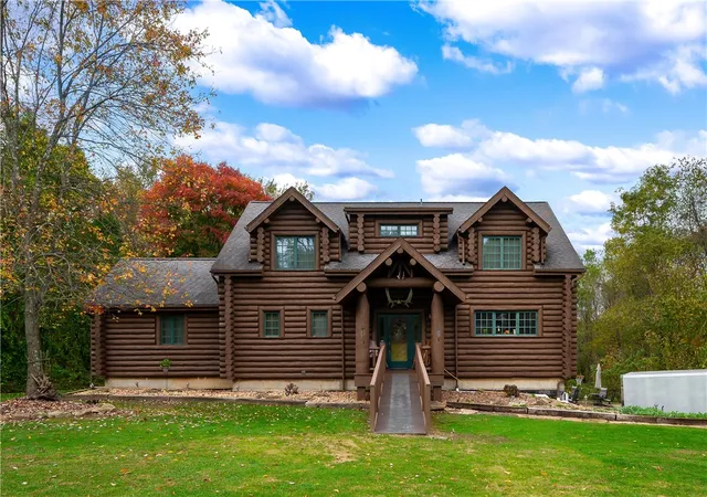 Photo 1 of Single family home for sale at 414 Isle Rd, Franklin Twp, PA 16001 | MLS# 1779774 | Listing updated on 2026-10-21