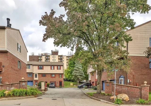Photo 2 of Townhouse for sale at 114 Longfellow Ct, Swissvale, PA 15218 | MLS# 1779708 | Listing updated on 2026-10-19