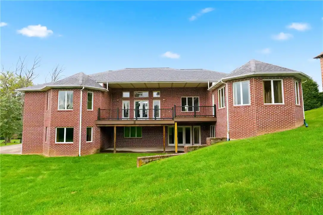 Photo 1 of Single family home for sale at 365 Saratoga Dr, South Union Twp, PA 15401 | MLS# 1779675 | Listing updated on 2026-10-29
