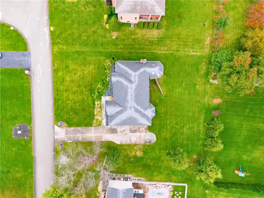 Photo 3 of Single family home for sale at 365 Saratoga Dr, South Union Twp, PA 15401 | MLS# 1779675 | Listing updated on 2026-10-29