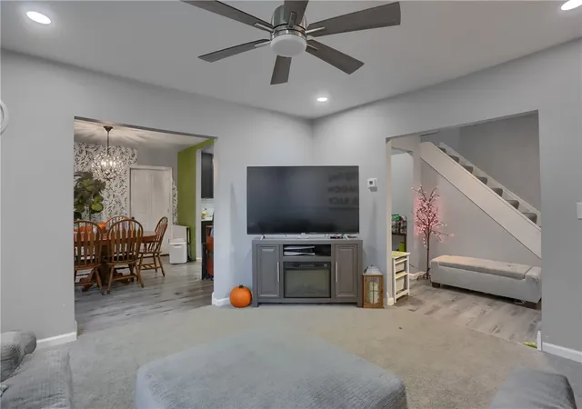 Photo 4 of Single family home for sale at 3718 Ellwood Rd, Shenango Twp, PA 16101 | MLS# 1779827 | Listing updated on 2026-10-20