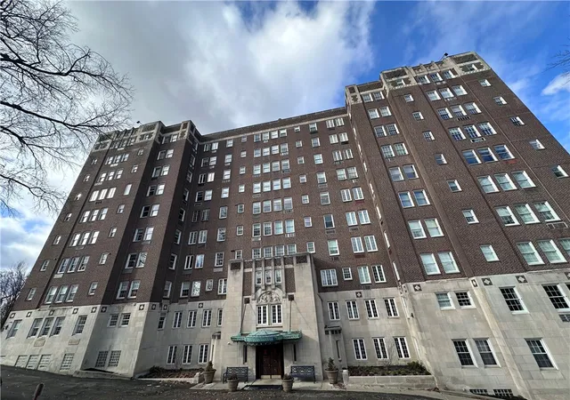 Photo 1 of Condo for sale at 5023 Frew St #1G, Squirrel Hill, PA 15213 | MLS# 1779850 | Listing updated on 2026-10-20