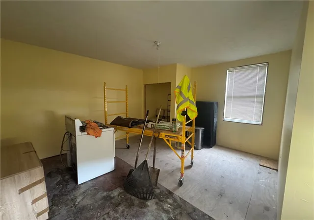 Photo 3 of Single family home for sale at 745 Western Ave, Washington, PA 15301 | MLS# 1779568 | Listing updated on 2026-10-19