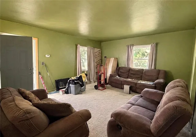 Photo 3 of Single family home for sale at 2043 Broadhead Fording Rd, Pittsburgh, PA 15205 | MLS# 1779968 | Listing updated on 2026-10-20
