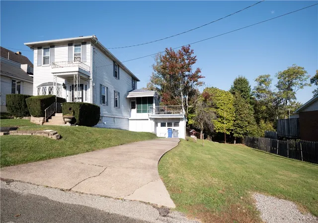 Photo 2 of Single family home for sale at 512 Reynolds St, Mc Keesport, PA 15132 | MLS# 1779969 | Listing updated on 2026-10-20