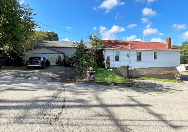 Photo 3 of Multi family home for sale at 3269 Library Rd, Castle Shannon, PA 15234 | MLS# 1779750 | Listing updated on 2026-10-20