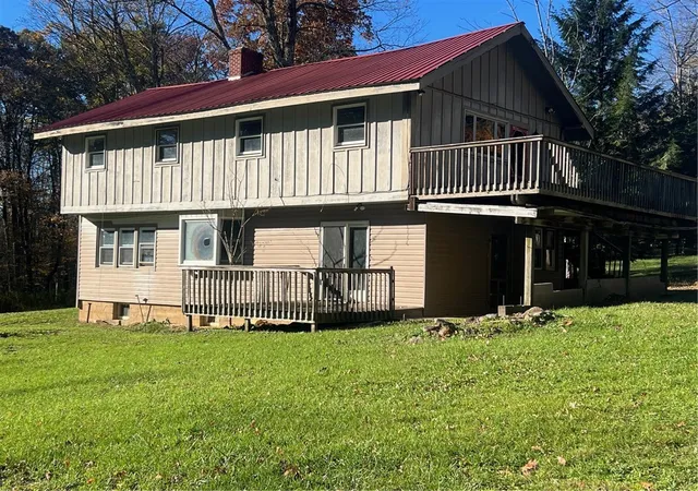 Photo 4 of Single family home for sale at 2291 Copper Kettle Hwy, Rockwood, PA 15557 | MLS# 1779999 | Listing updated on 2026-10-20