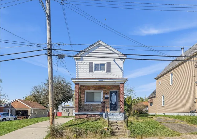 Single family home for sale at 150 Lincoln Ave, Homestead, PA 15120 | MLS# 1778781