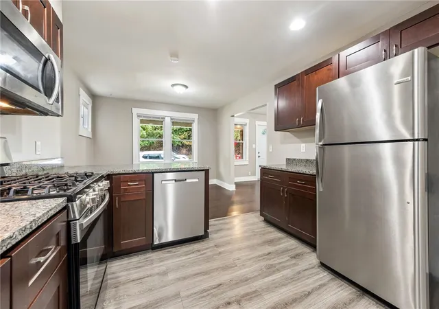 Photo 3 of Single family home for sale at 2240 Manor Ave, Pittsburgh, PA 15218 | MLS# 1780043 | Listing updated on 2026-10-20