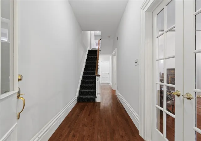 Photo 3 of Single family home for sale at 1237 Resaca Pl, Central North Side, PA 15212 | MLS# 1779845 | Listing updated on 2026-10-21