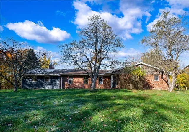 Single family home for sale at 1489 W Sunbury Rd, Clay Twp, PA 16061 | MLS# 1779818