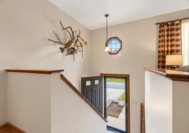 Photo 3 of Single family home for sale at 313 Battery Dr, Mc Donald, PA 15057 | MLS# 1780173 | Listing updated on 2026-10-22