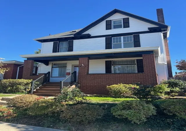 Photo 1 of Single family home for sale at 425 Tremont Ave, Greensburg, PA 15601 | MLS# 1780172 | Listing updated on 2026-10-21