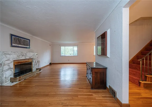 Photo 4 of Single family home for sale at 205 Washington Rd, Forest Hills Boro, PA 15221 | MLS# 1780243 | Listing updated on 2026-10-22