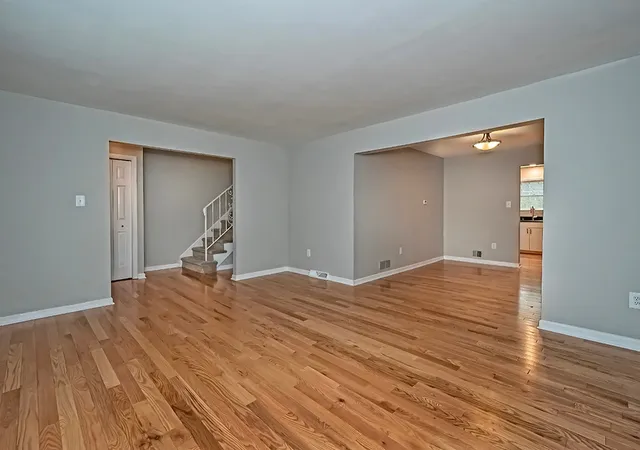 Photo 3 of Condo for sale at 214 Allenberry Cir, Pittsburgh, PA 15234 | MLS# 1780277 | Listing updated on 2026-10-22