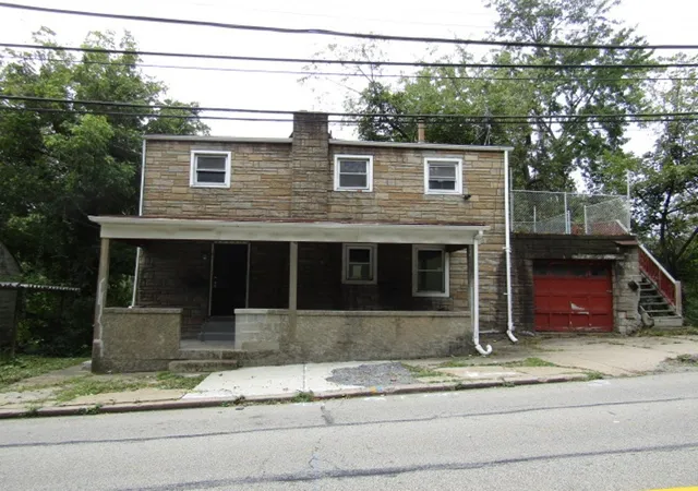 Photo 1 of Multi family home for sale at 1526 Nobles Ln, Pittsburgh, PA 15210 | MLS# 1780285 | Listing updated on 2026-10-21