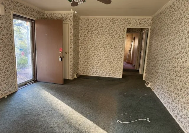 Photo 3 of Single family home for sale at 922 Anne Ave, Charleroi, PA 15022 | MLS# 1780317 | Listing updated on 2026-10-21