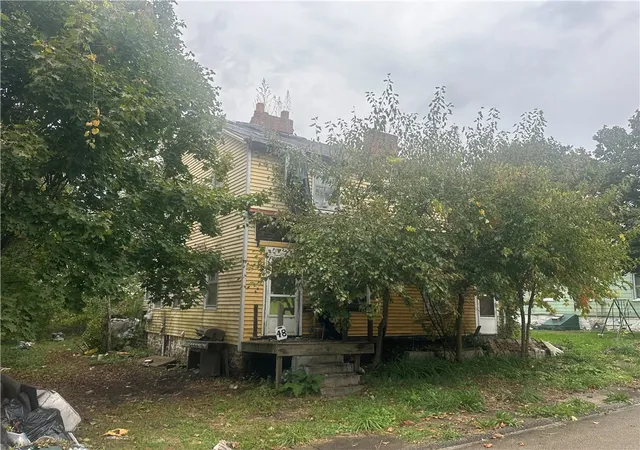 Photo 1 of Single family home for sale at 48 Main St, Mc Clellandtown, PA 15458 | MLS# 1780320 | Listing updated on 2026-10-21