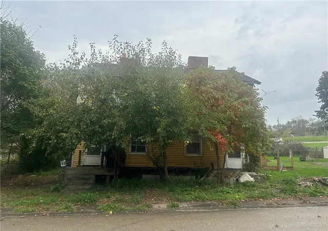 Photo 1 of Single family home for sale at 48 Main St, Mc Clellandtown, PA 15458 | MLS# 1780320 | Listing updated on 2026-10-21