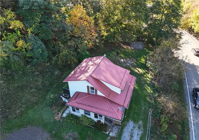 Photo 3 of Single family home for sale at 210 Clearfield Pike, Rayburn Twp, PA 16201 | MLS# 1780199 | Listing updated on 2026-10-27