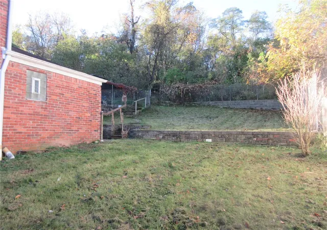 Photo 3 of Single family home for sale at 4502 Mollenauer St, Bethel Park, PA 15102 | MLS# 1780265 | Listing updated on 2026-10-22
