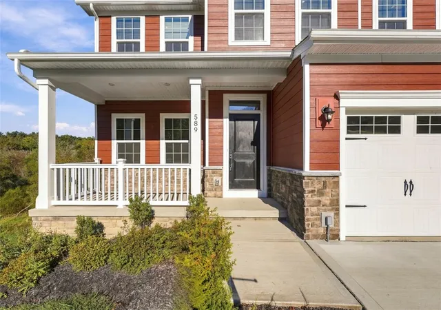 Photo 2 of Single family home for sale at 589 Blackrock Blvd, Mars Boro, PA 16046 | MLS# 1780367 | Listing updated on 2026-10-22