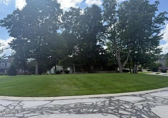 Photo 2 of Land for sale at 3 Stableside Rd, Ottawa Hills, OH 43615 | MLS# 10003958 | Listing updated on 2026-09-04
