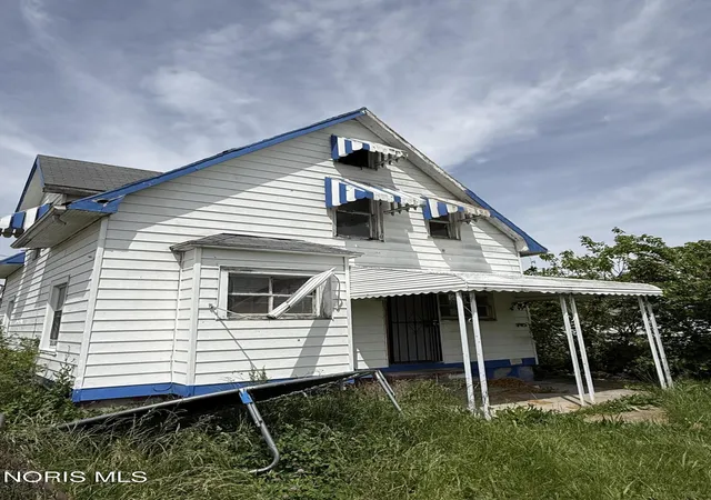 Photo 16 of Single family home for sale at 1102 Montrose Ave, Toledo, OH 43607 | MLS# 10006374 | Listing updated on 2026-09-15