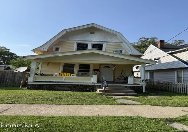 Photo 2 of Single family home for sale at 1211 Idaho St, Toledo, OH 43605 | MLS# 10006399 | Listing updated on 2026-09-15