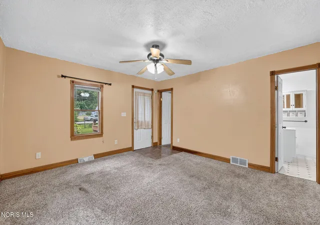 Photo 3 of Single family home for sale at 5830 Roan Rd, Sylvania, OH 43560 | MLS# 10013597 | Listing updated on 2026-10-02