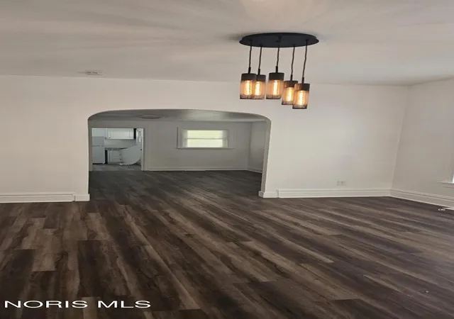 Photo 2 of Single family home for sale at 347 Parker Ave, Toledo, OH 43605 | MLS# 10007439 | Listing updated on 2026-10-22