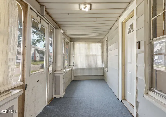 Photo 3 of Single family home for sale at 4140 Parrakeet Ave, Toledo, OH 43612 | MLS# 10009509 | Listing updated on 2026-09-02