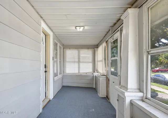 Photo 4 of Single family home for sale at 4140 Parrakeet Ave, Toledo, OH 43612 | MLS# 10009509 | Listing updated on 2026-09-02