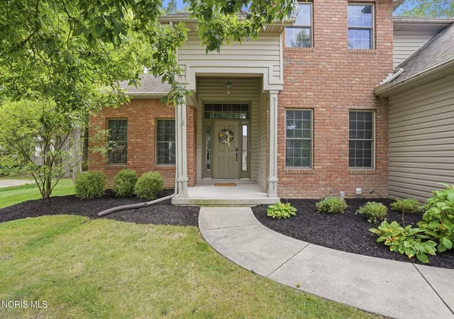 Photo 3 of Single family home for sale at 1443 Silver Pine Ln, Findlay, OH 45840 | MLS# 10009000 | Listing updated on 2026-10-18